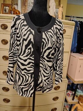 Womens Black & White Zebra Print Button Front Cardigan